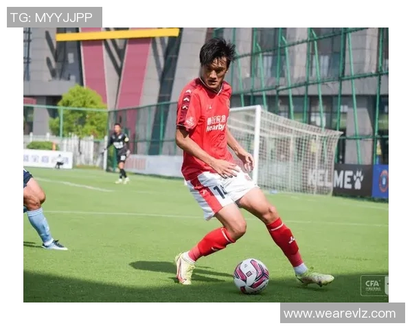 武汉足球队实力飙升创造历史新高引发全国关注与期待